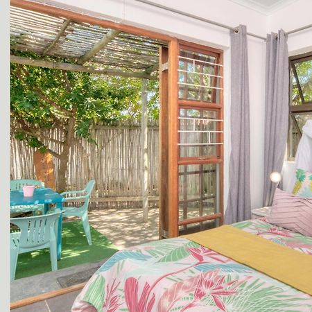 Cape Agulhas Backpackers Hostel Struisbaai Exterior photo