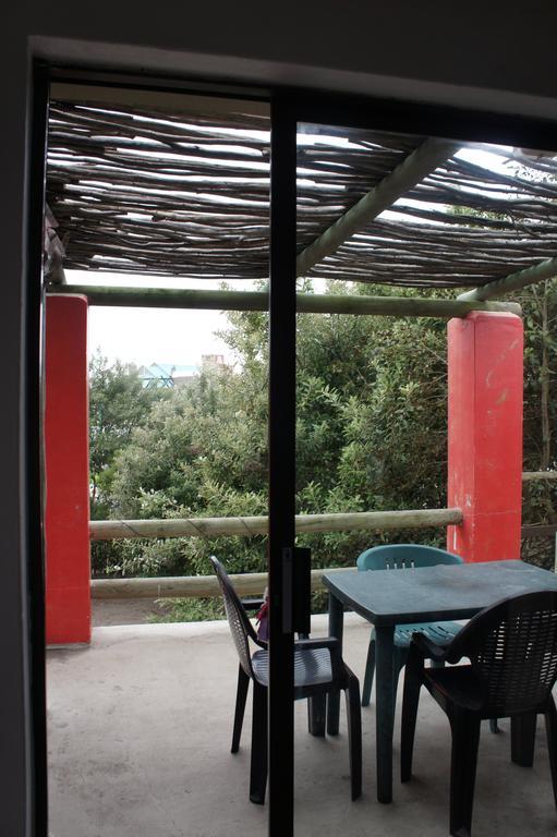 Cape Agulhas Backpackers Hostel Struisbaai Exterior photo