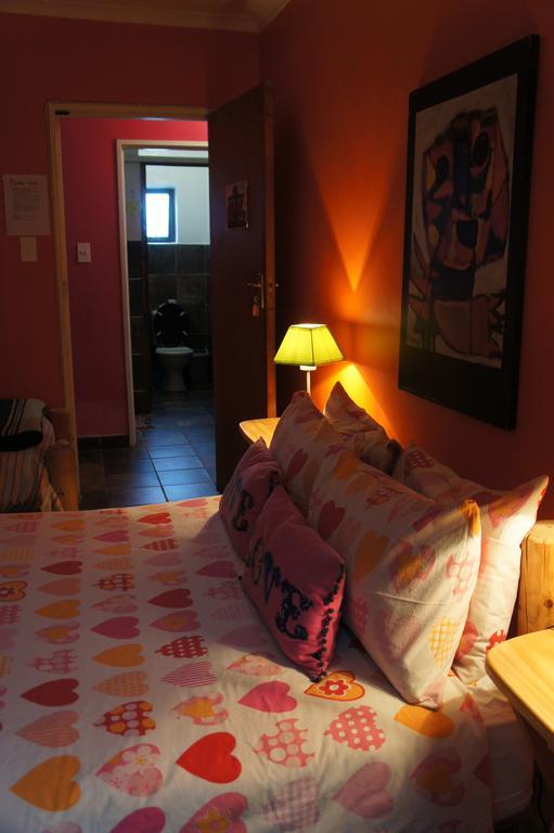 Cape Agulhas Backpackers Hostel Struisbaai Room photo