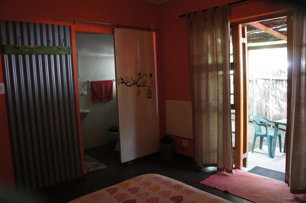 Cape Agulhas Backpackers Hostel Struisbaai Exterior photo
